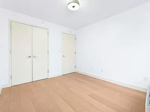 2128 Ocean Avenue image 11 of 19