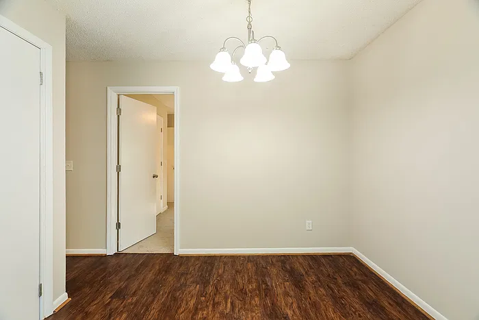 4 bed, 1.5 bath, 1144 sqft, $1,395 — Photo 4