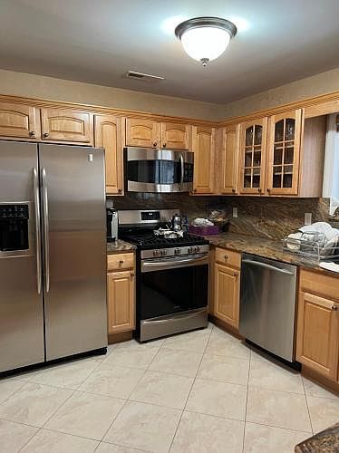 1st image of 1617 Kennellworth Pl Floor 1