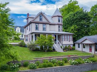 102 Fortney Ave, Kingwood, WV