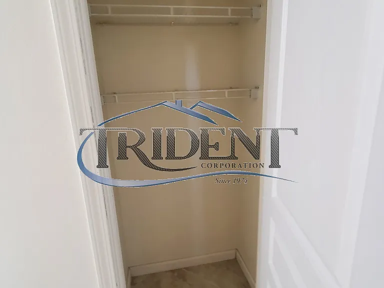 2404 Edwards St — Photo 3