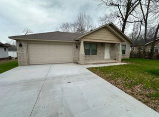 605 S Erie Ave, Russellville, AR 72801