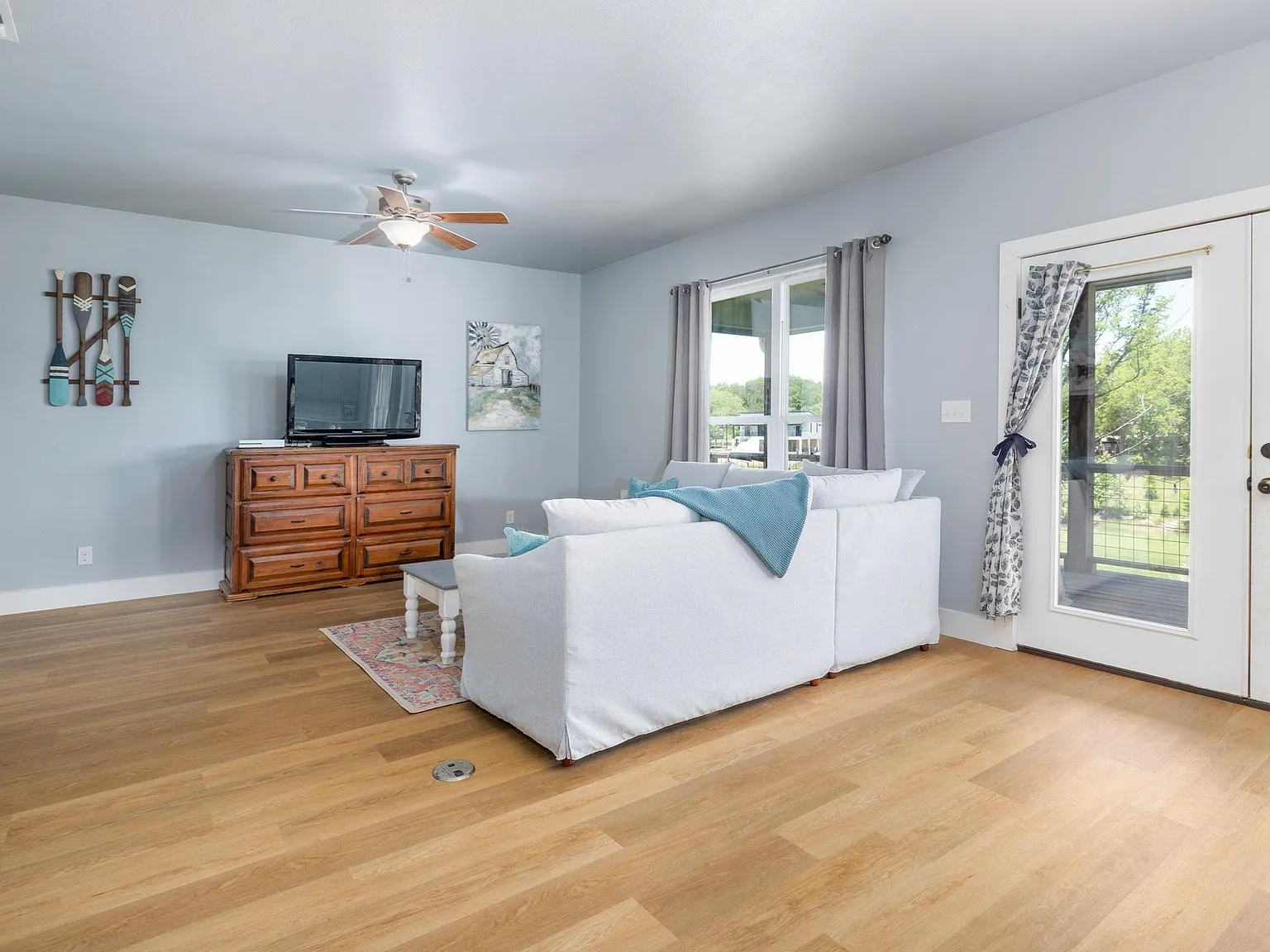 2 bed, 2.0 bath, 1378 sqft, $2,450 — Photo 4