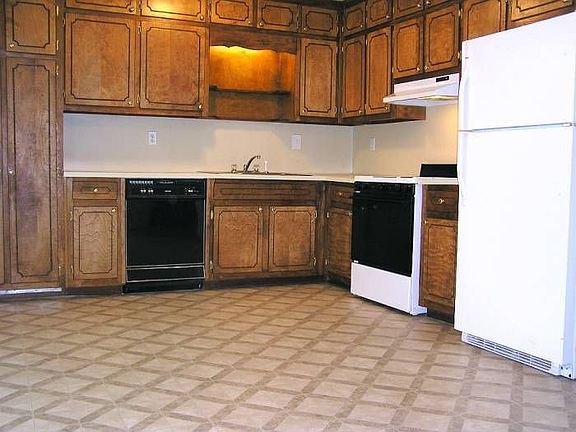 Wonderful Eat-In Kitchen