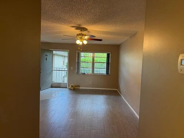 29 Lake Vista Trl #205 — Photo 18