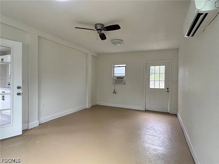 2150 Panama Ave — Photo 20