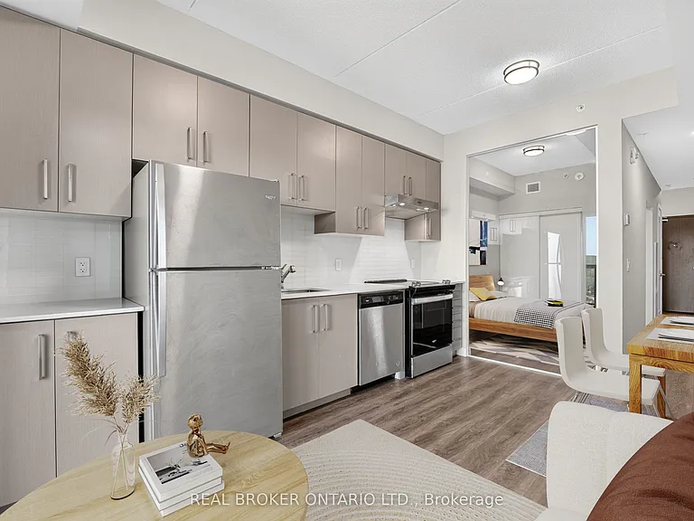 15 Queen St S #1206 — Photo 15