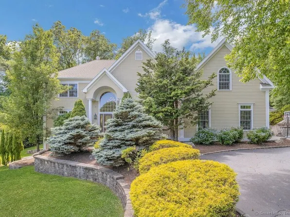 3 Magellan Lane, Easton, CT 06612