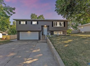 4509 W 38th St, Sioux Falls, SD 57106