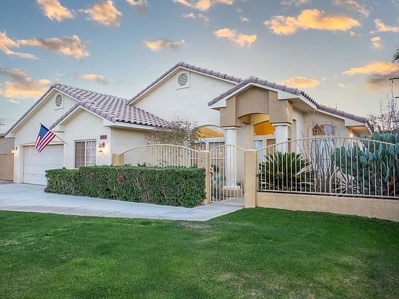 3rd image of 69315 Nilda Dr