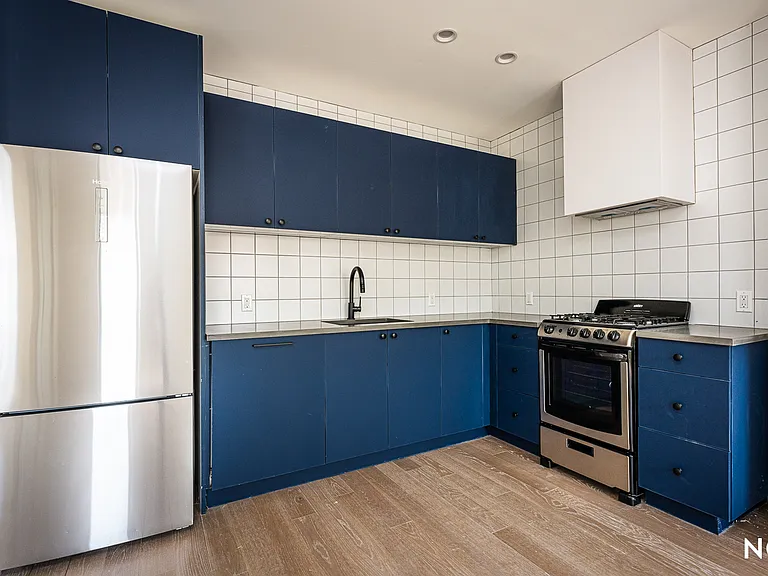 43 Franklin St #3 — Photo 2
