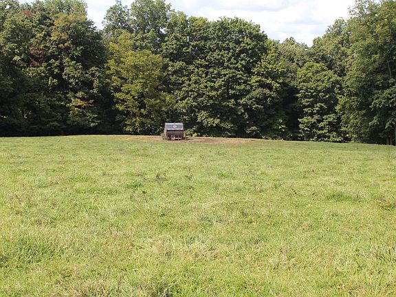 2nd image of 4454 Hodgenville Rd