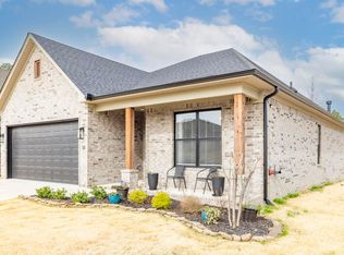 51 Saffron Cir, Little Rock, AR 72223