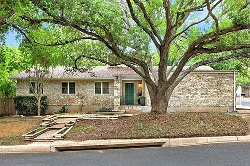 6201 Quail Holw Photo 1