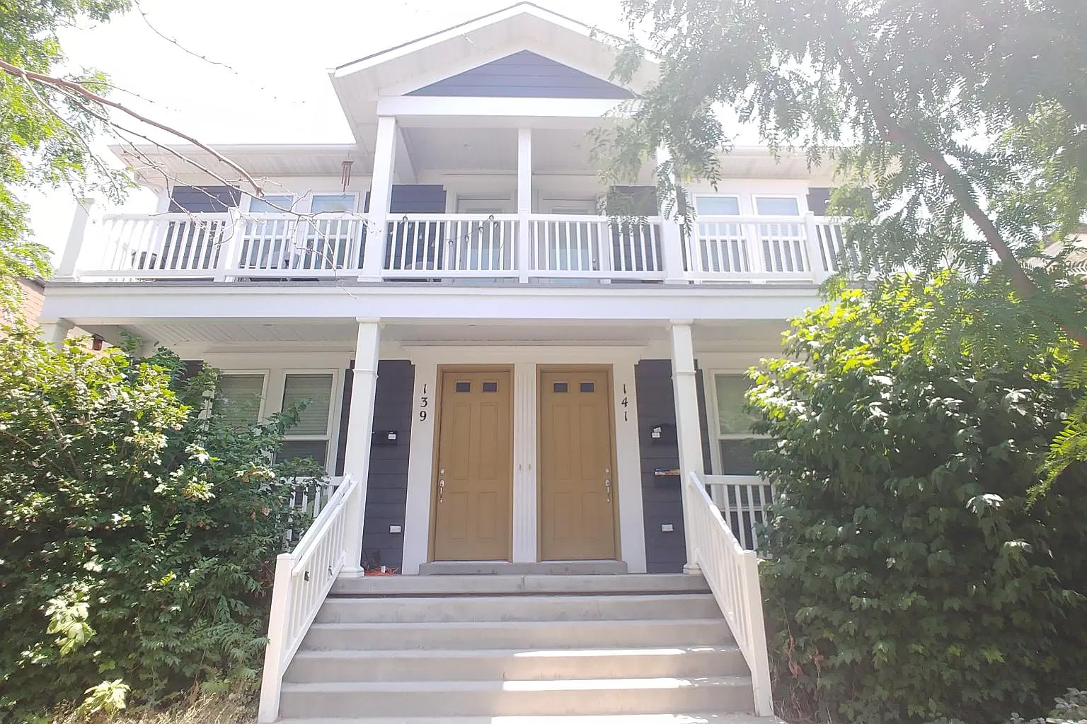 Studio, 950 sqft, $1,020 — Photo 2
