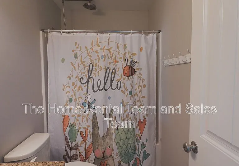 25 Litchfield Dr — Photo 43
