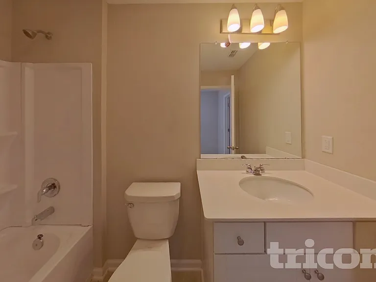 10260 Old Dixie Hwy — Photo 11