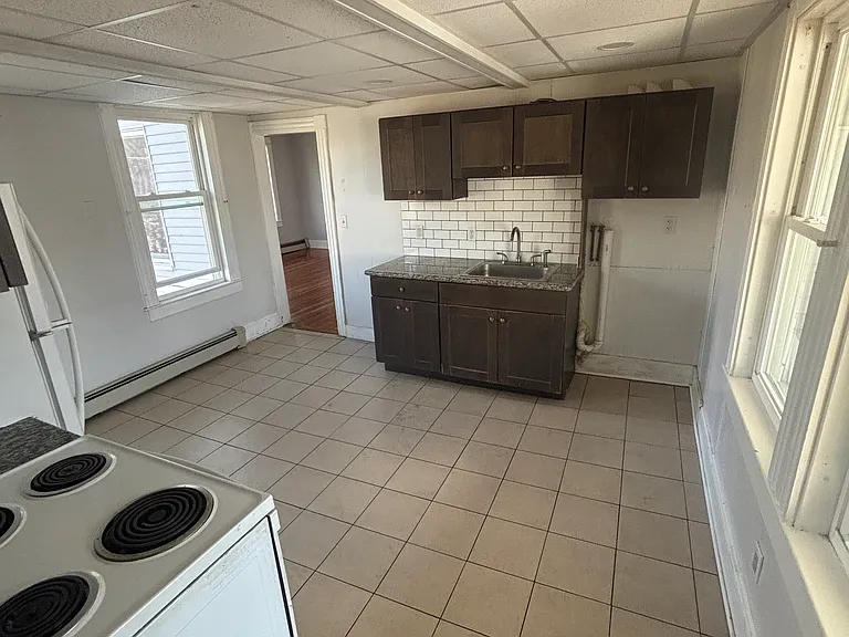 130 Elm St #12 — Photo 6