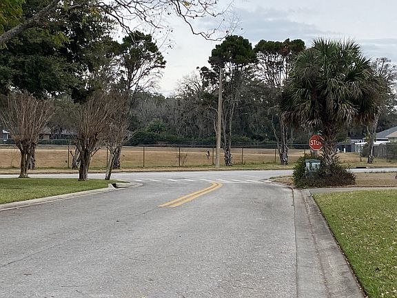 4th image of 2642 SE 28th Ln