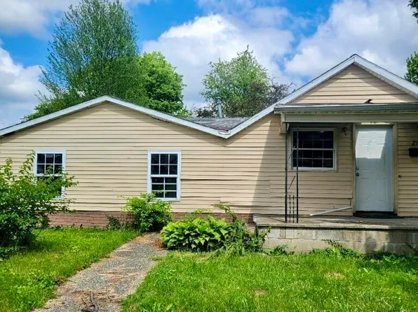 208 N 10th St, Princeton, IN 47670