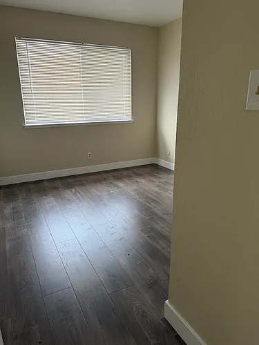 123 La Fresa Ct #4 Photo 1
