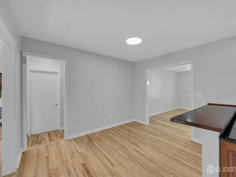 1430 Kearney Dr — Photo 22