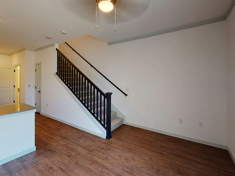 The Prospector Apartments — Photo 13