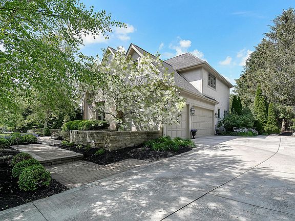 2nd image of 10932 Hastings Ln