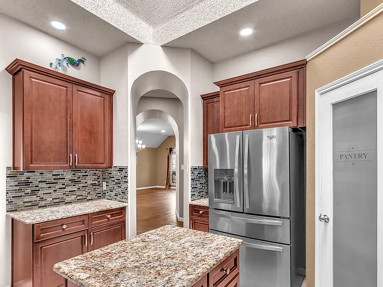 10809 River Oaks Dr — Photo 9