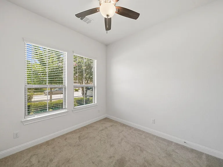 10906 Perennial Mist Dr — Photo 26