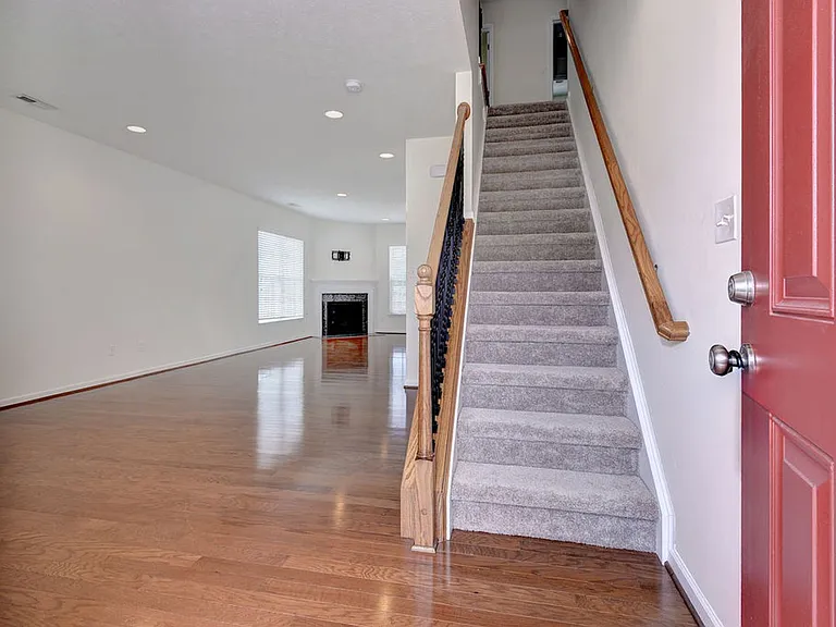 4688 Yeardley Loop — Photo 6
