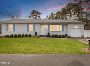 47 Poplar St, Beachwood, NJ