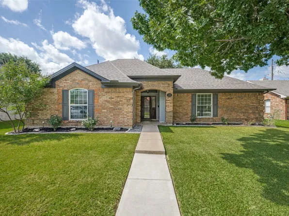 1686 Crosshaven Dr, Lewisville, TX 75077