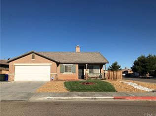 15760 Pine Bluff Ct, Adelanto, CA 92301