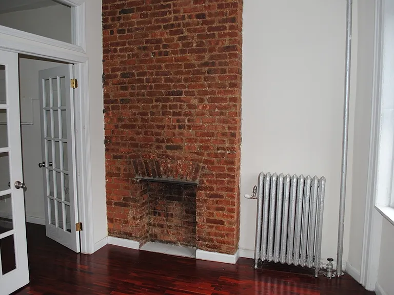 647 Prospect Pl #5 — Photo 2