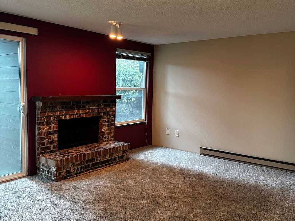 Living room with fireplace
