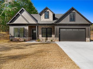 2921 Old Greenville Hwy, Central, SC 29630