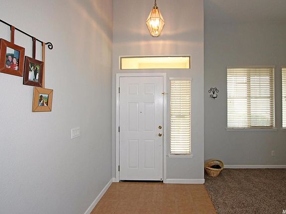 4th image of 308 Saint Joseph Ct
