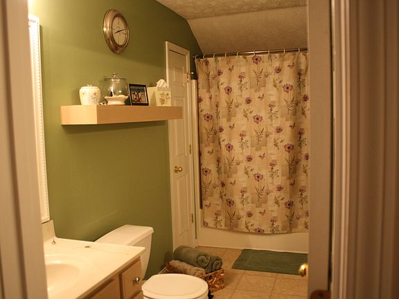 5th image of 4222 Halford Dr