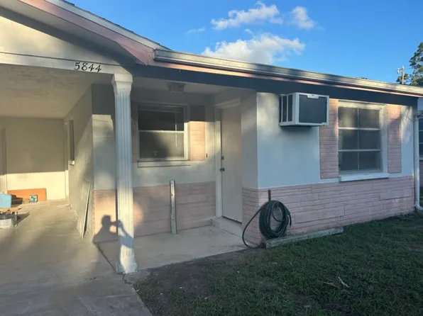 5836-5848 Madison St #5844, New Pt Richey, FL 34652