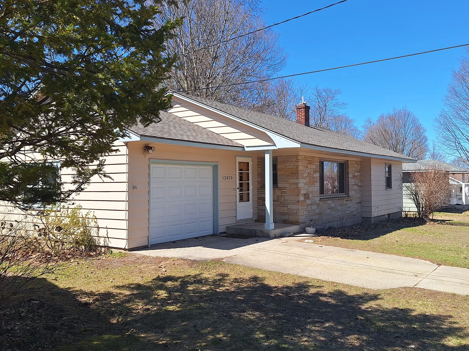 S Sylvia St, Traverse City — Photo 1