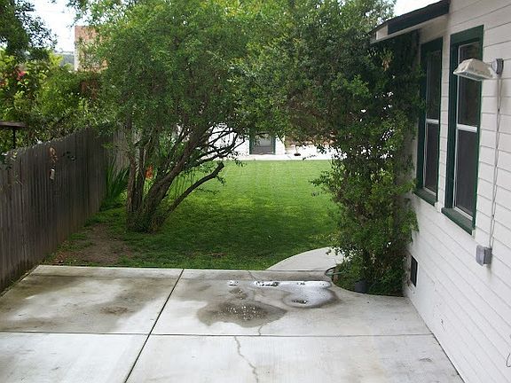 5th image of 1135 Brent Ave