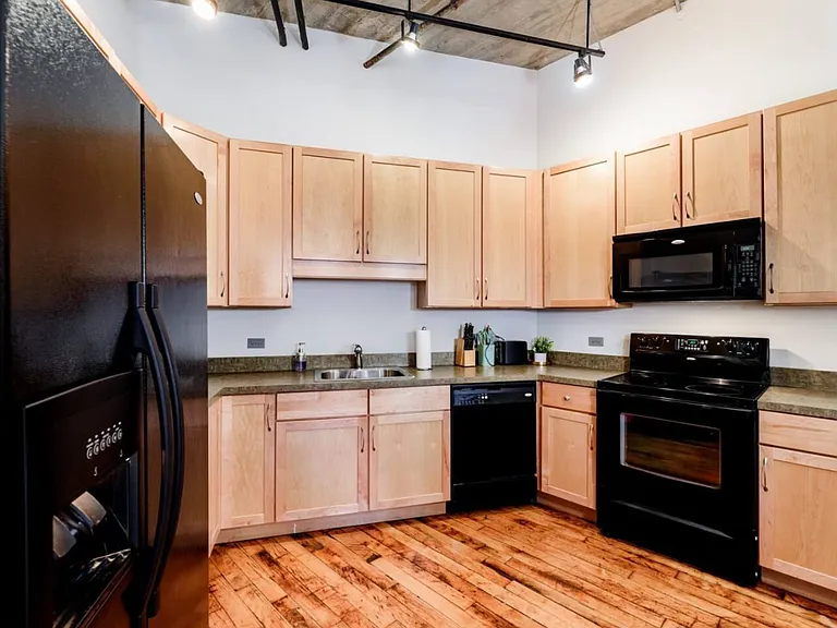 The Adler Frame Lofts — Photo 37
