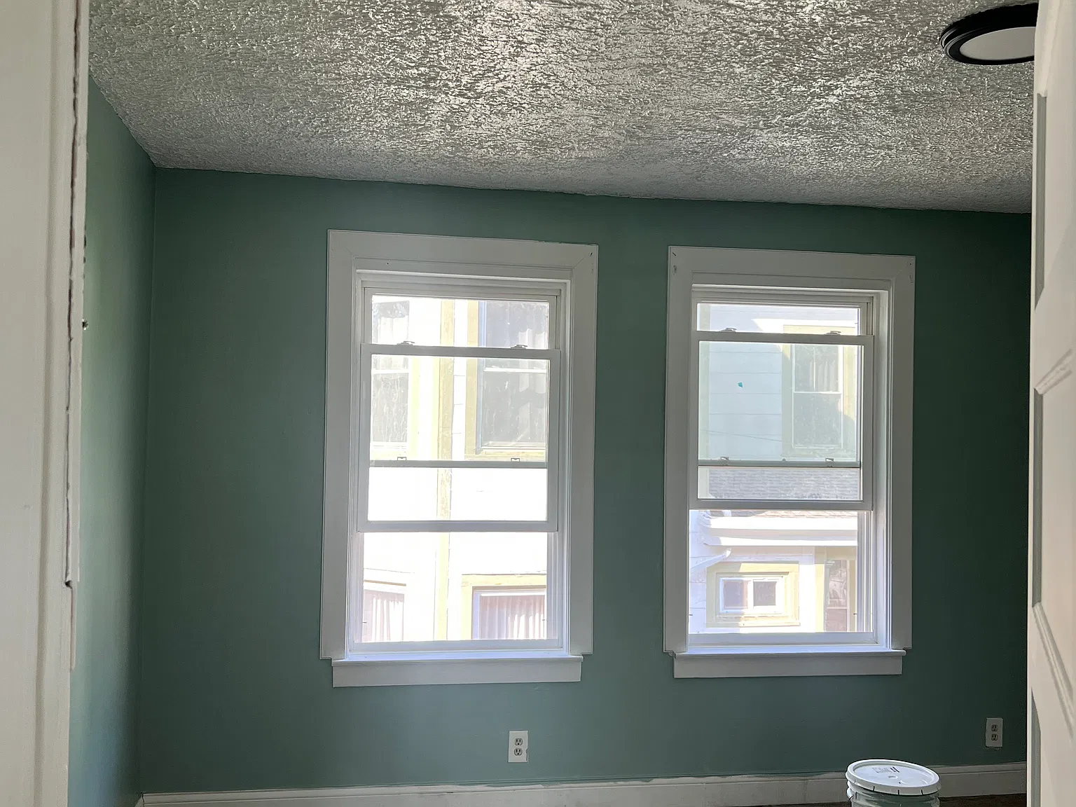 3833 Lovell Ave — Photo 4