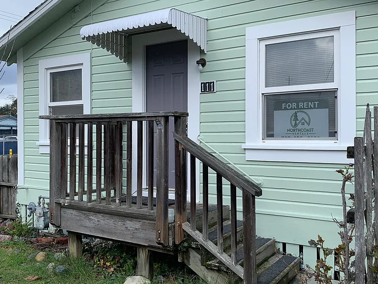 111 B St — Photo 19