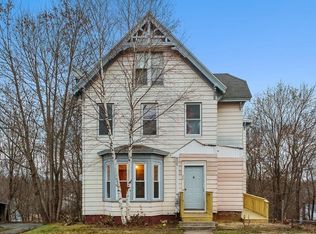 32 Winter St, Gardner, MA 01440