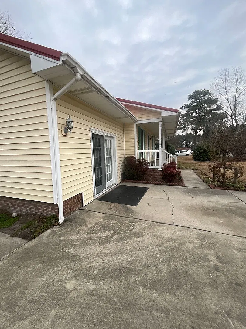 4326 Bridge Street Hope Mills ~ Fairway Forest Subdivision — Photo 2
