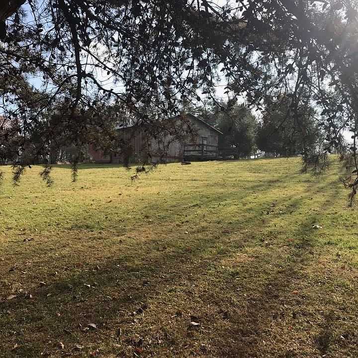 2nd image of 3546 Durbin Run Rd SE
