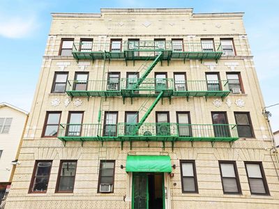 121 Garrison Ave APT 204, Jersey City, NJ, 07306