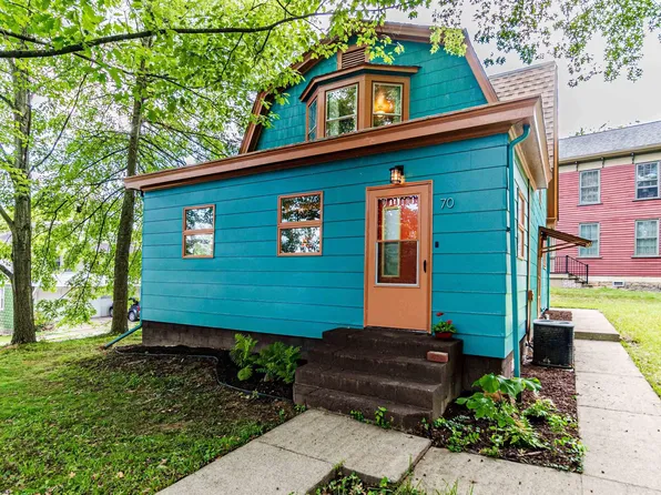 70 W Park Ave, Westover, WV 26501